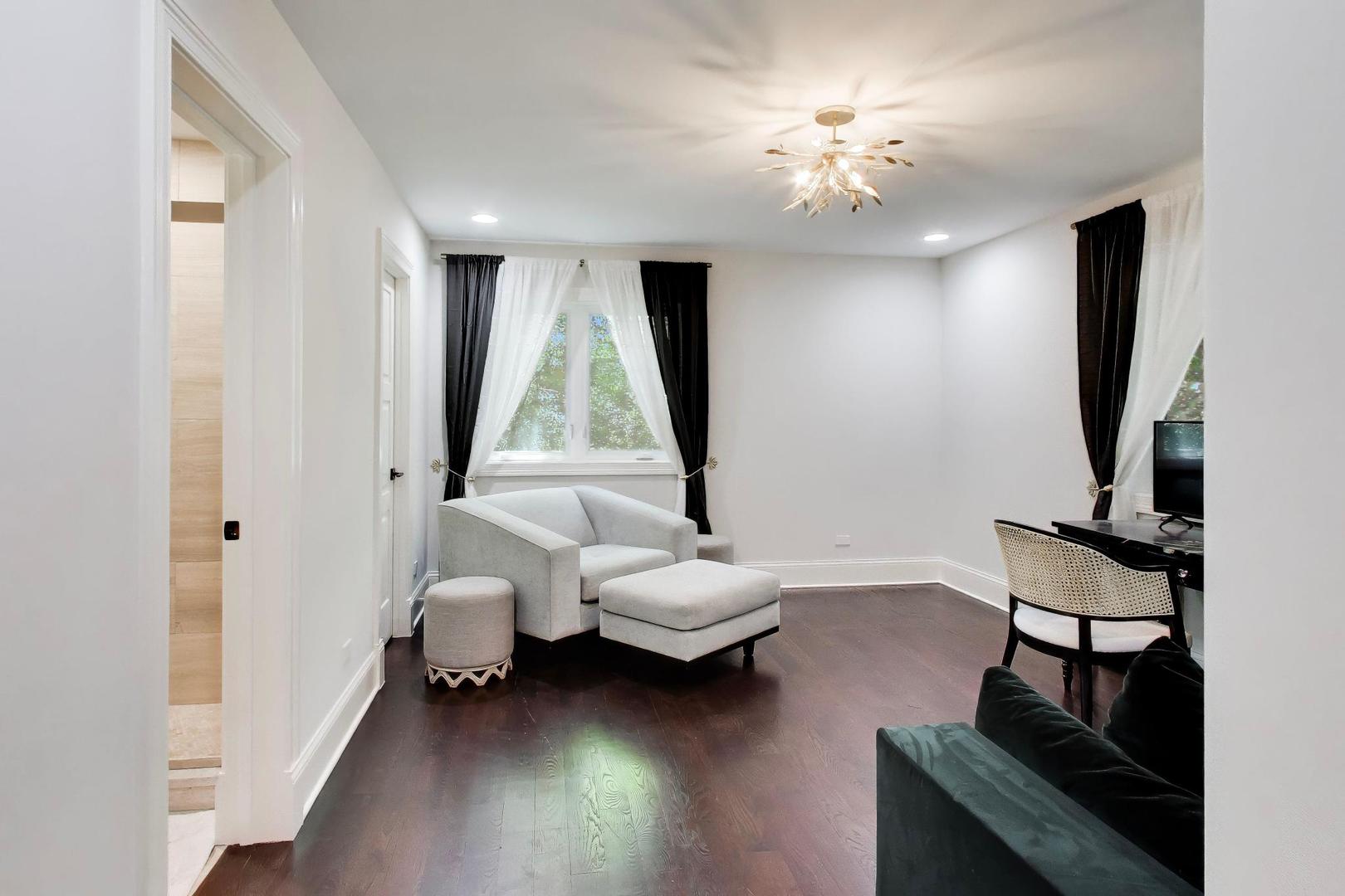 35 Windsor Drive Property Photo 13