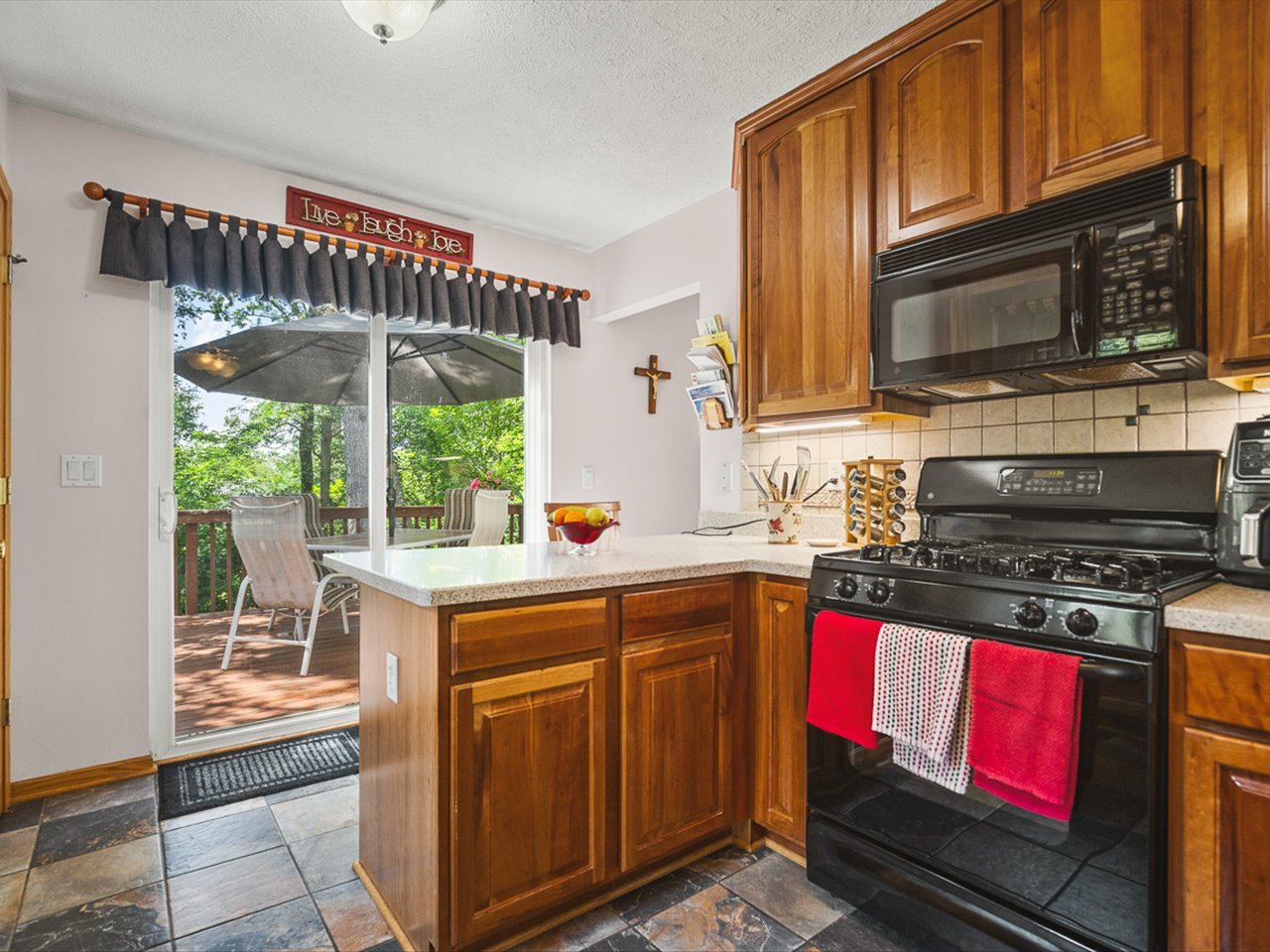 239 Rochester Road Property Photo 10