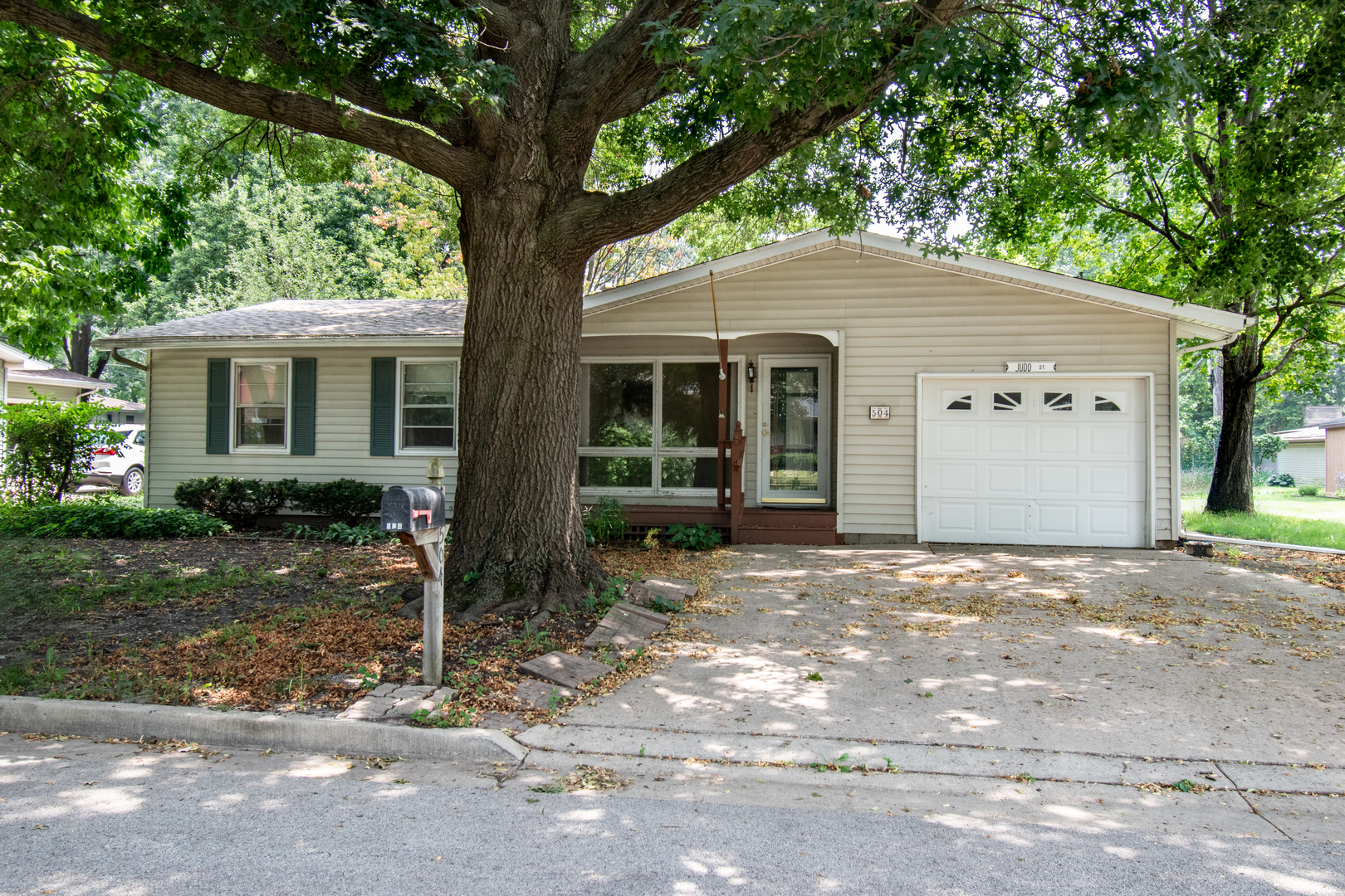 504 Judd Street Property Photo 1