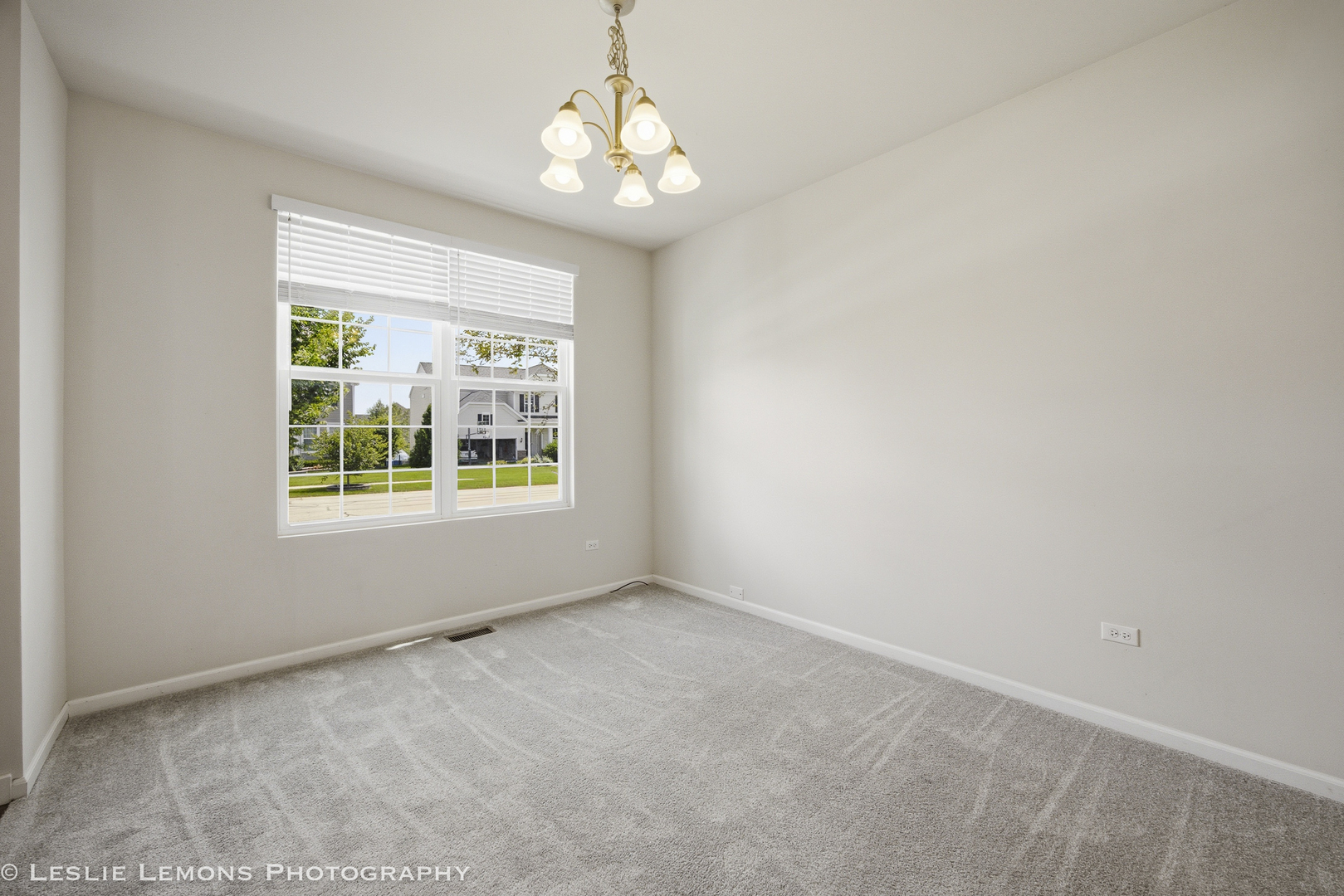 4212 Fraser Circle Property Photo 4