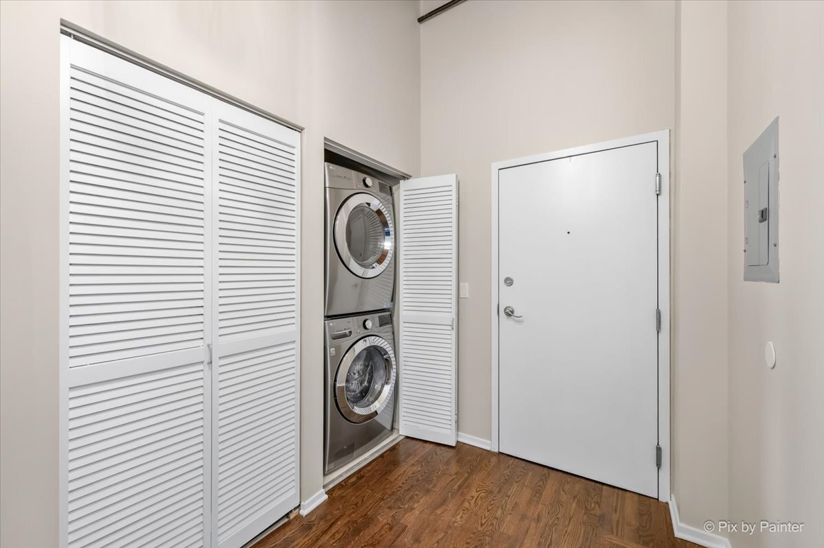 1500 W Monroe Street 422 Property Photo 21