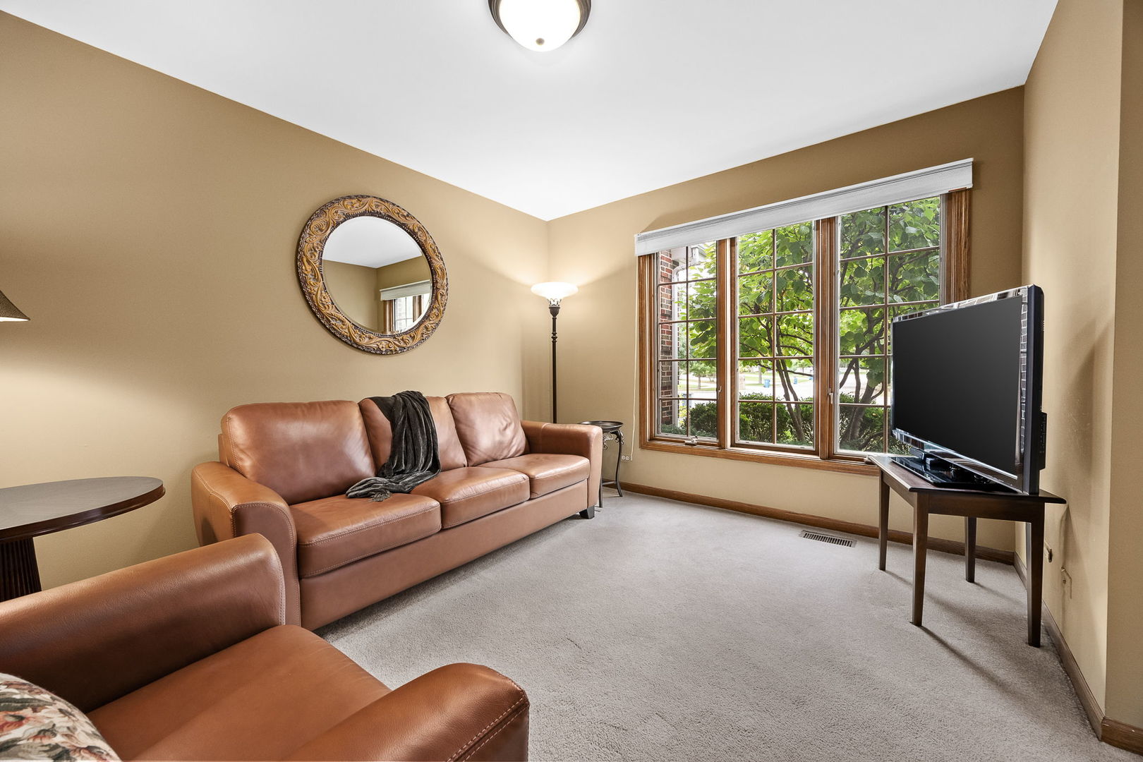 3925 Biltmore Road Property Photo 5