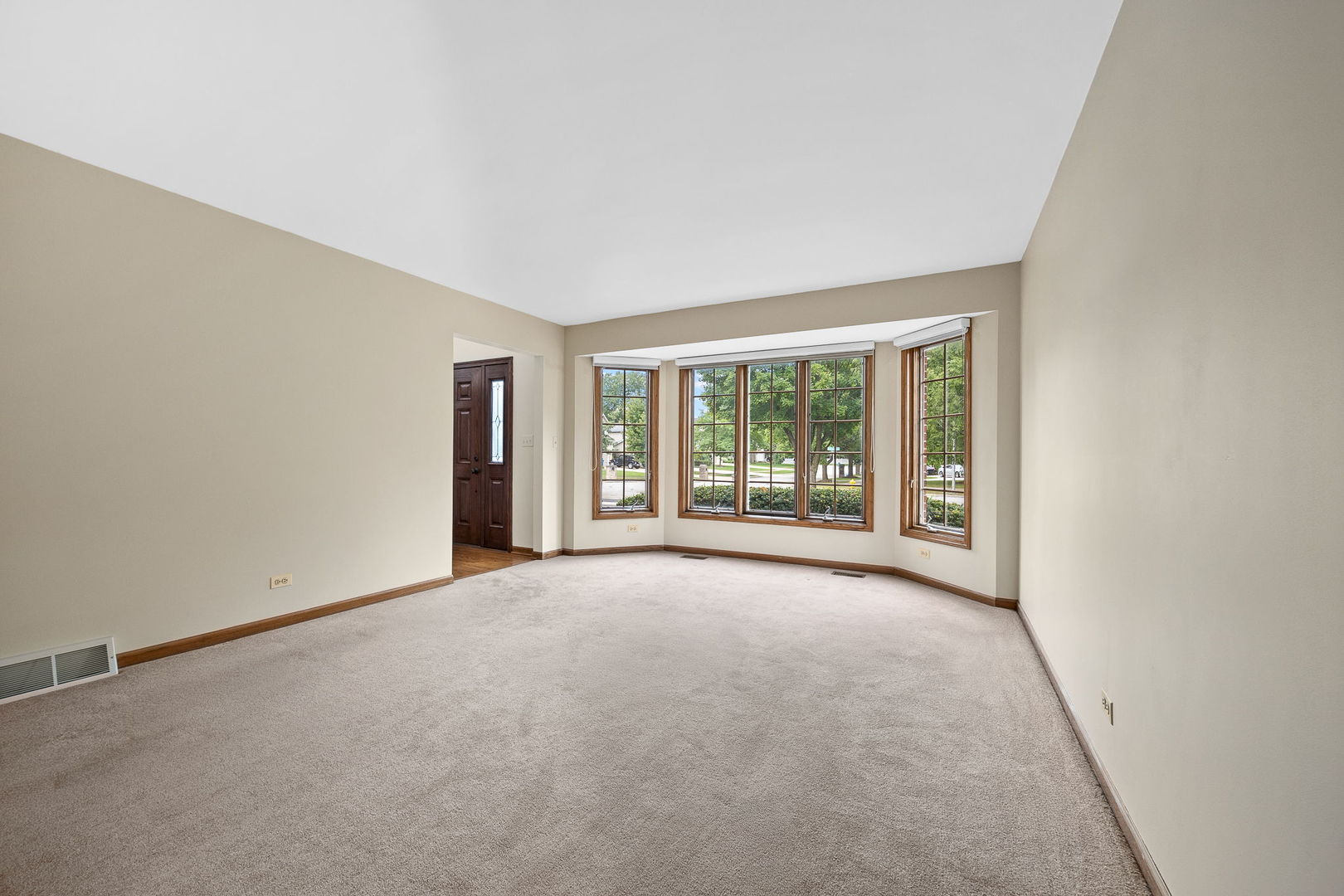 3925 Biltmore Road Property Photo 8