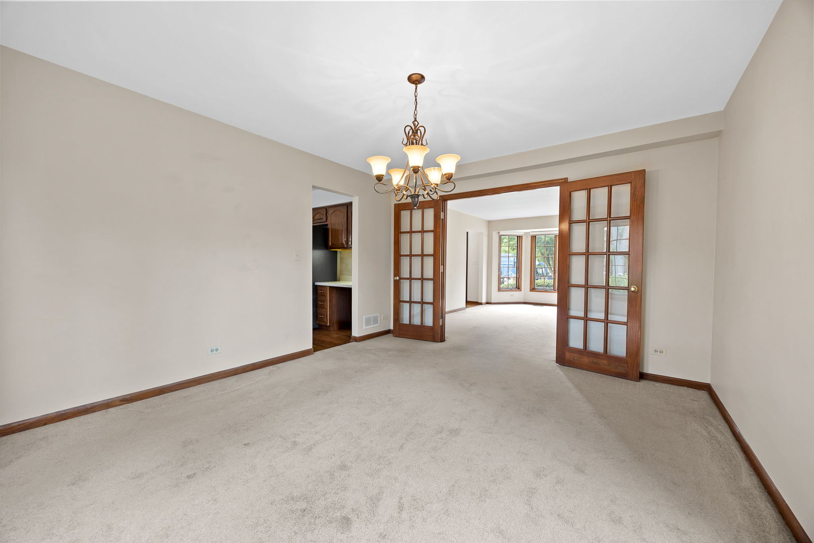 3925 Biltmore Road Property Photo 11