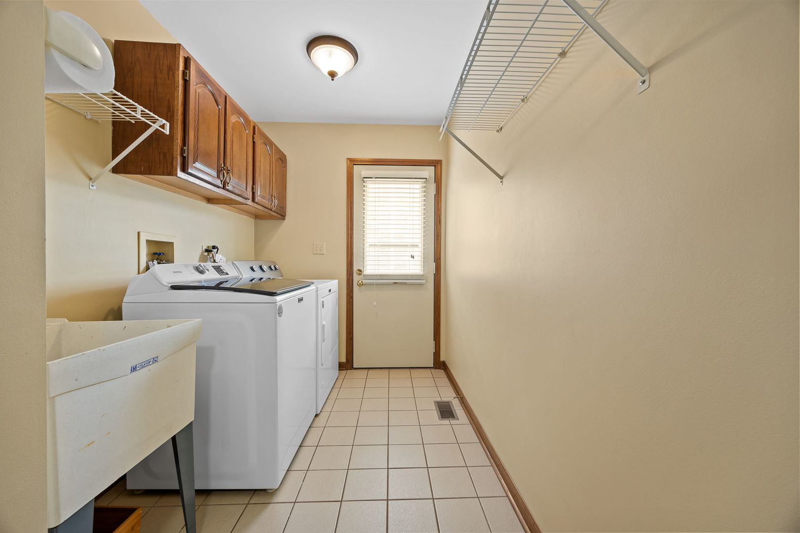 3925 Biltmore Road Property Photo 23