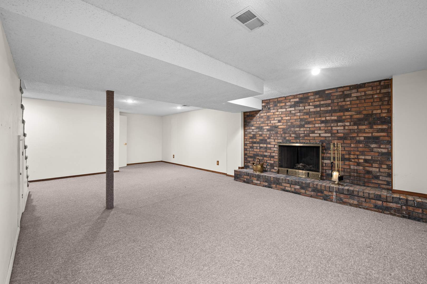 1919 Terrace Court Property Photo 43