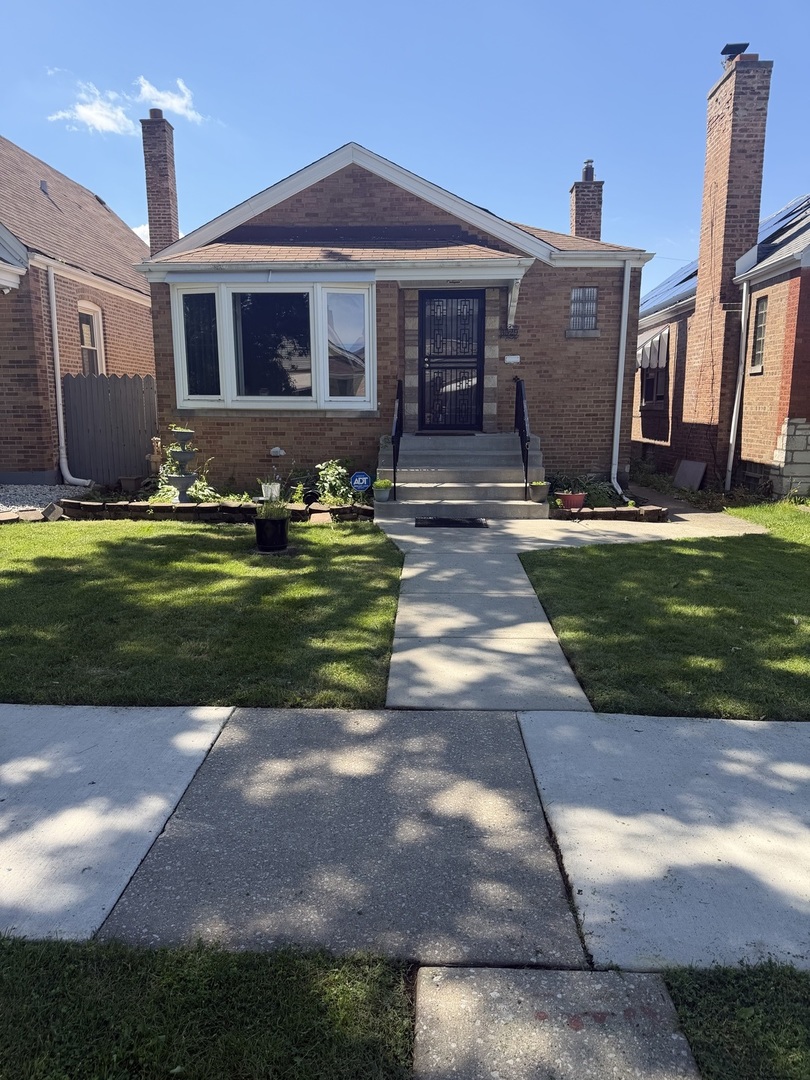 3529 W 72nd Place Property Photo 1