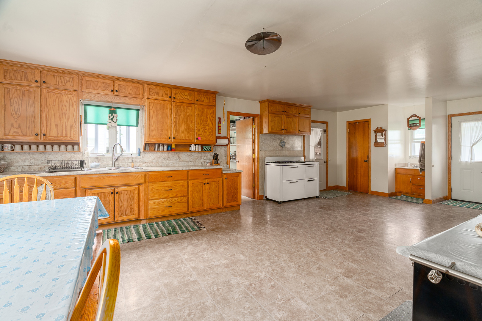 17057 E Saddle Club Road Property Photo 25
