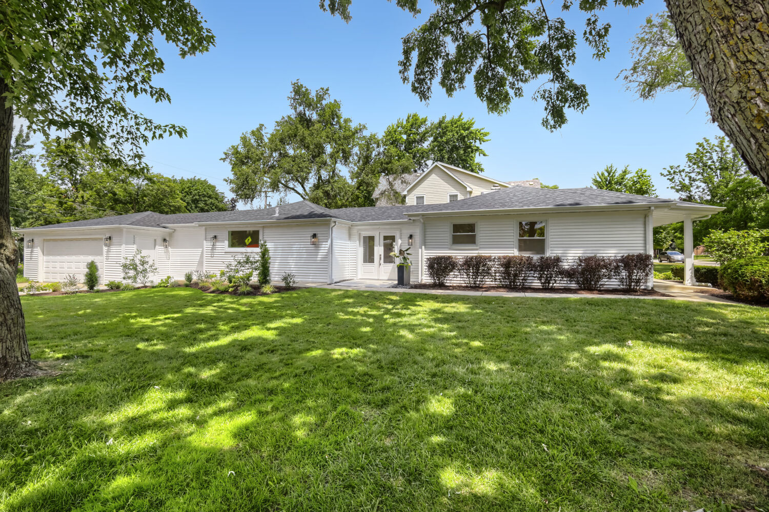 132 Mohawk Drive Property Photo 1