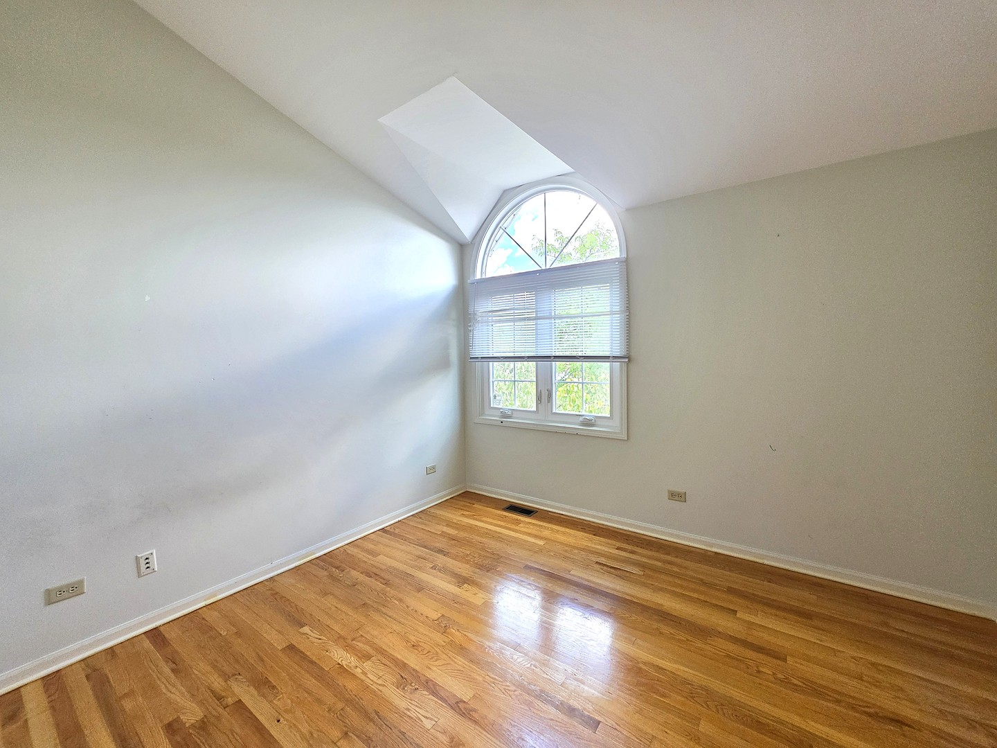 4129 Florence Way Property Photo 13
