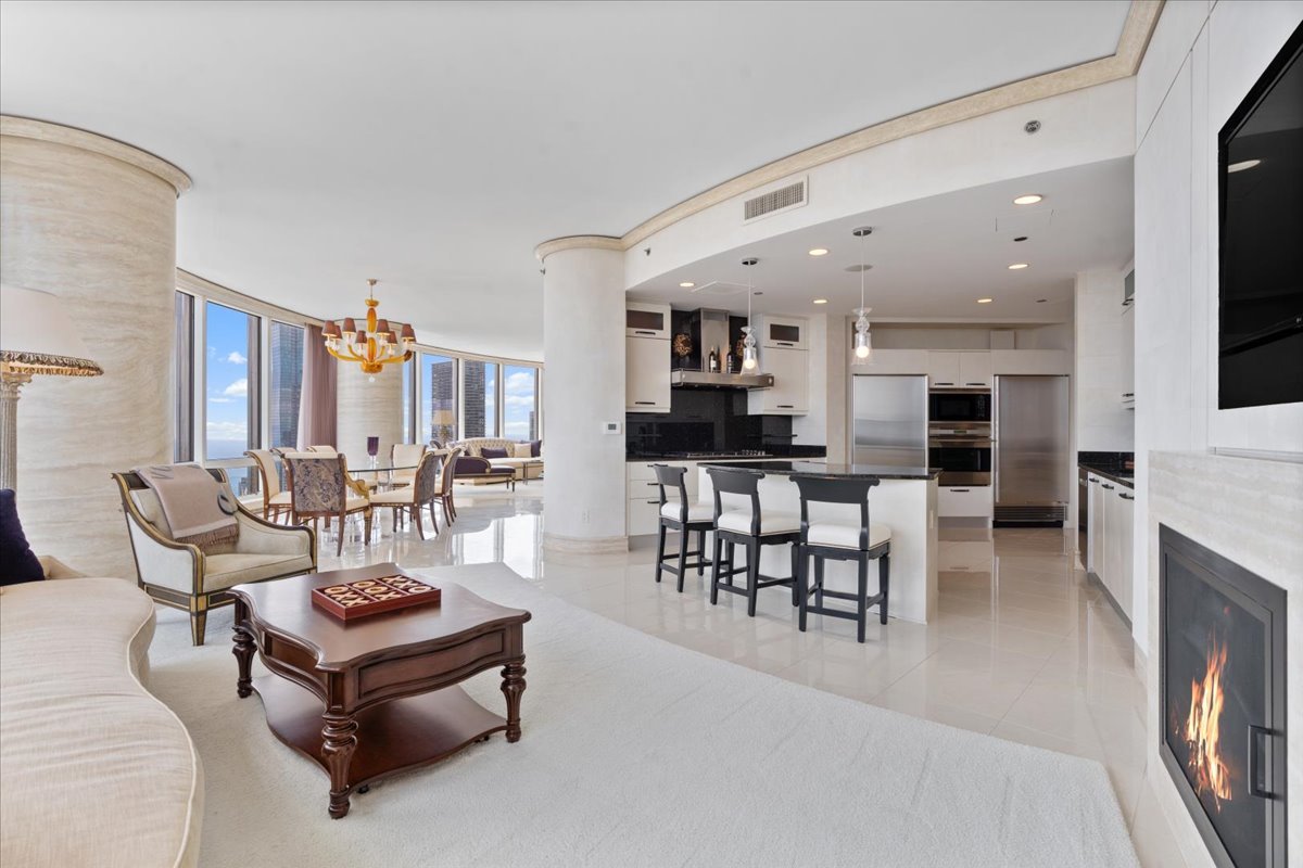401 N Wabash Avenue 48a Property Photo 17