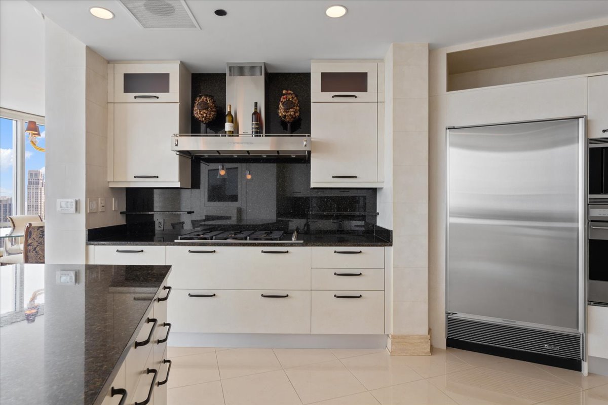 401 N Wabash Avenue 48a Property Photo 19