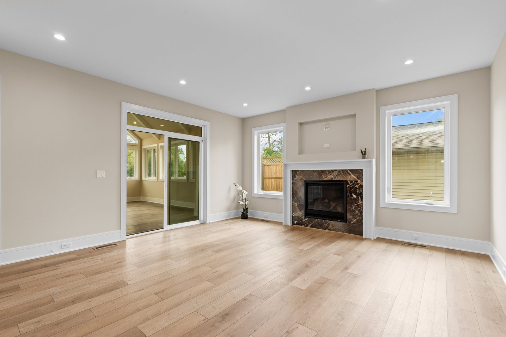 36825 N Lake Street Property Photo 7