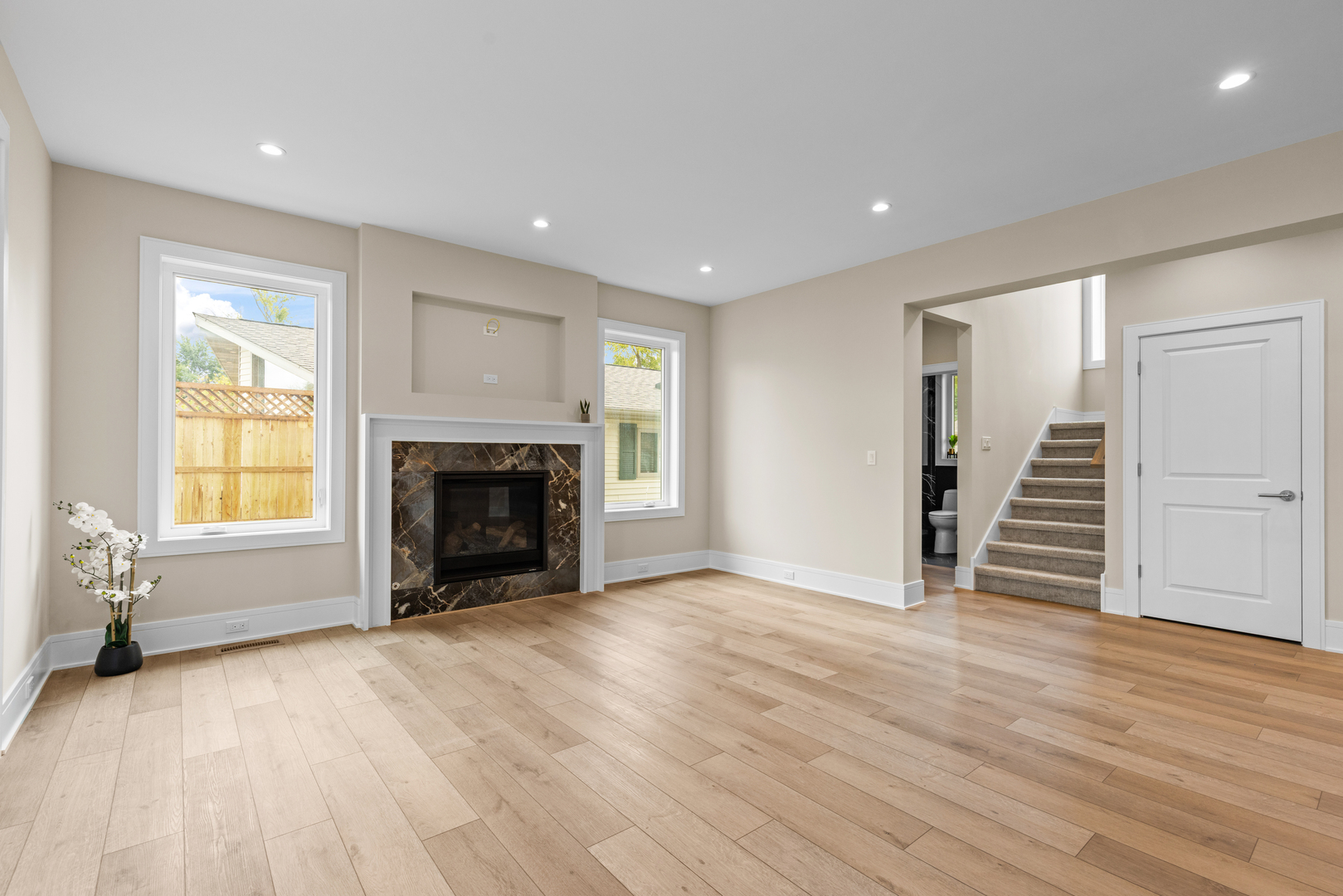 36825 N Lake Street Property Photo 8