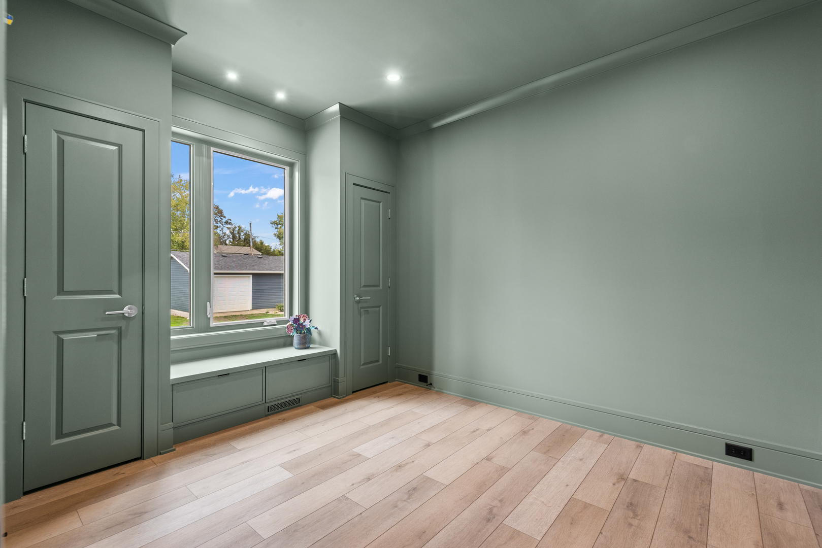 36825 N Lake Street Property Photo 15