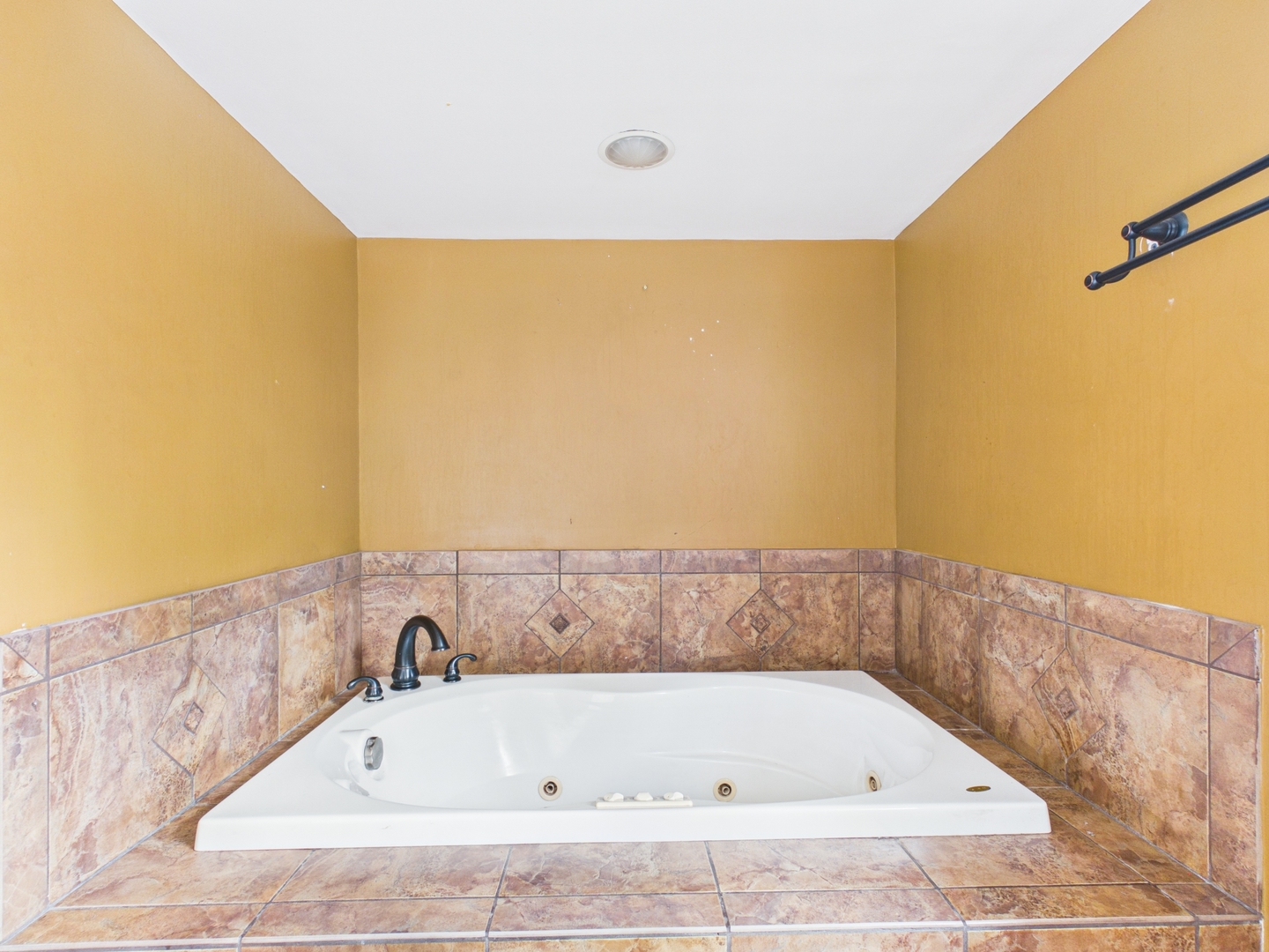 7732 S Winchester Avenue Property Photo 16