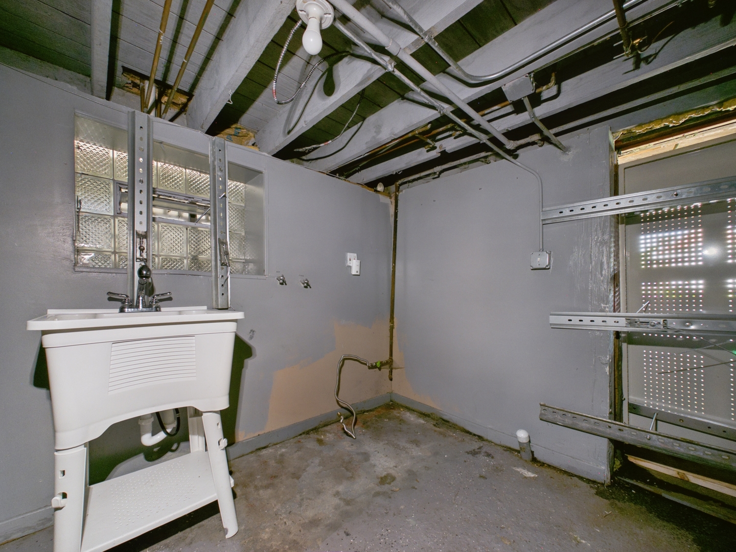 7732 S Winchester Avenue Property Photo 19