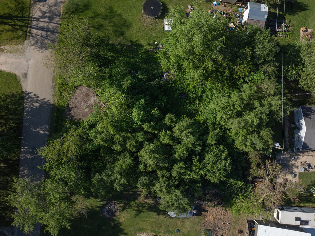146 N Robert Drive Property Photo 5