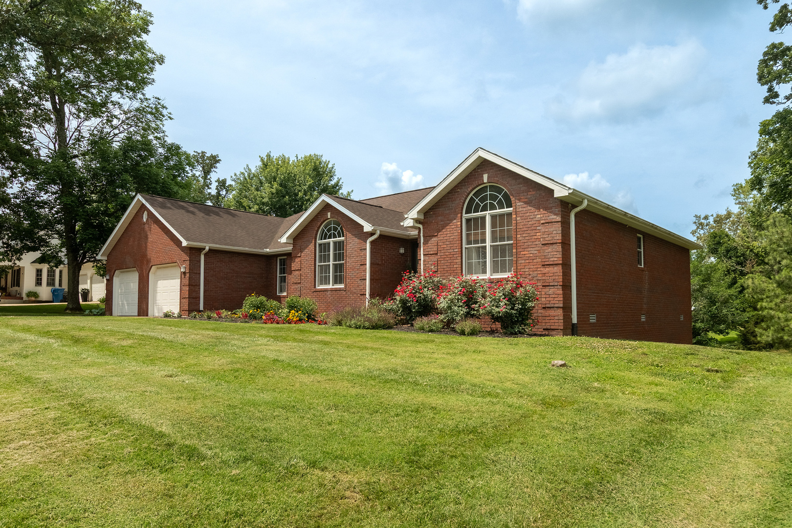 2504 Saddle Lane Property Photo 4