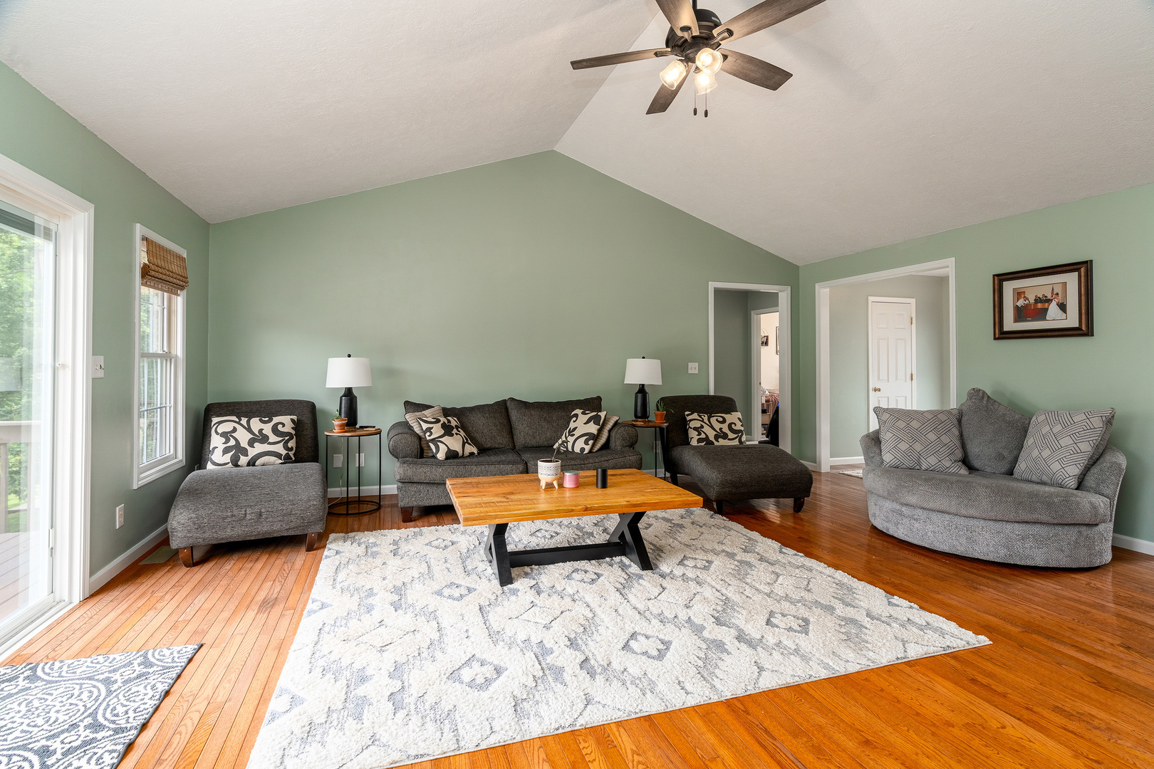 2504 Saddle Lane Property Photo 10