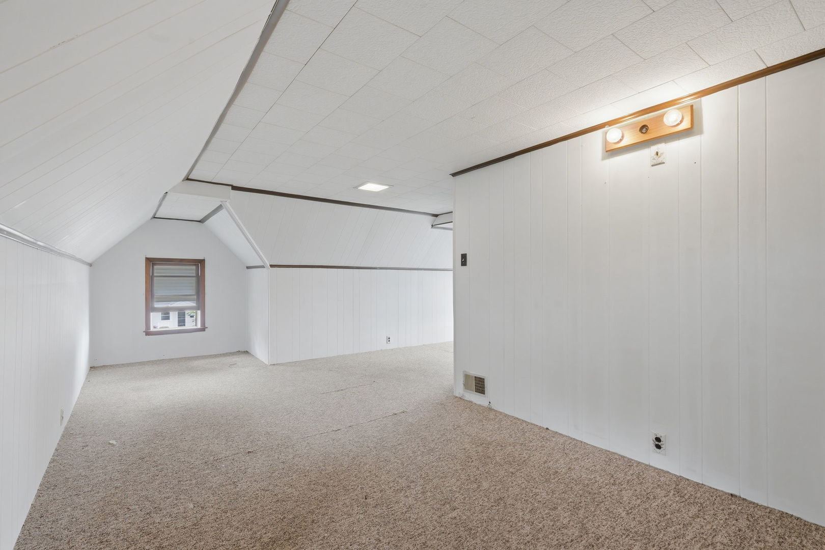 823 N A Street Property Photo 13