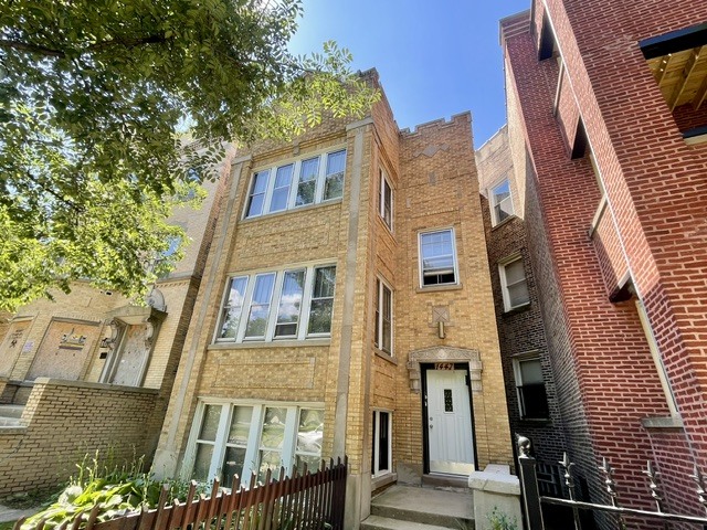 1447 W Garfield Boulevard Property Photo 1