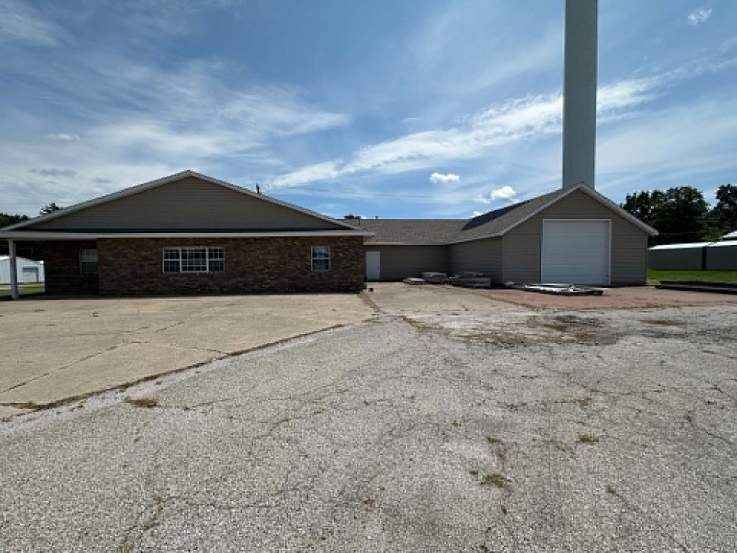 403 S Sycamore Property Photo 1