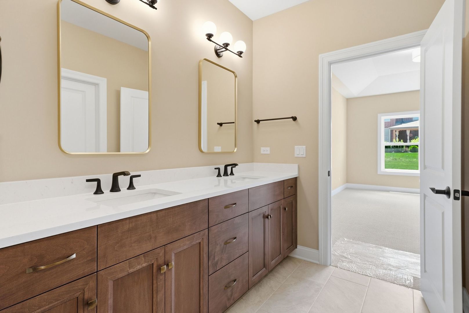 16590 Kayla Drive Property Photo 23