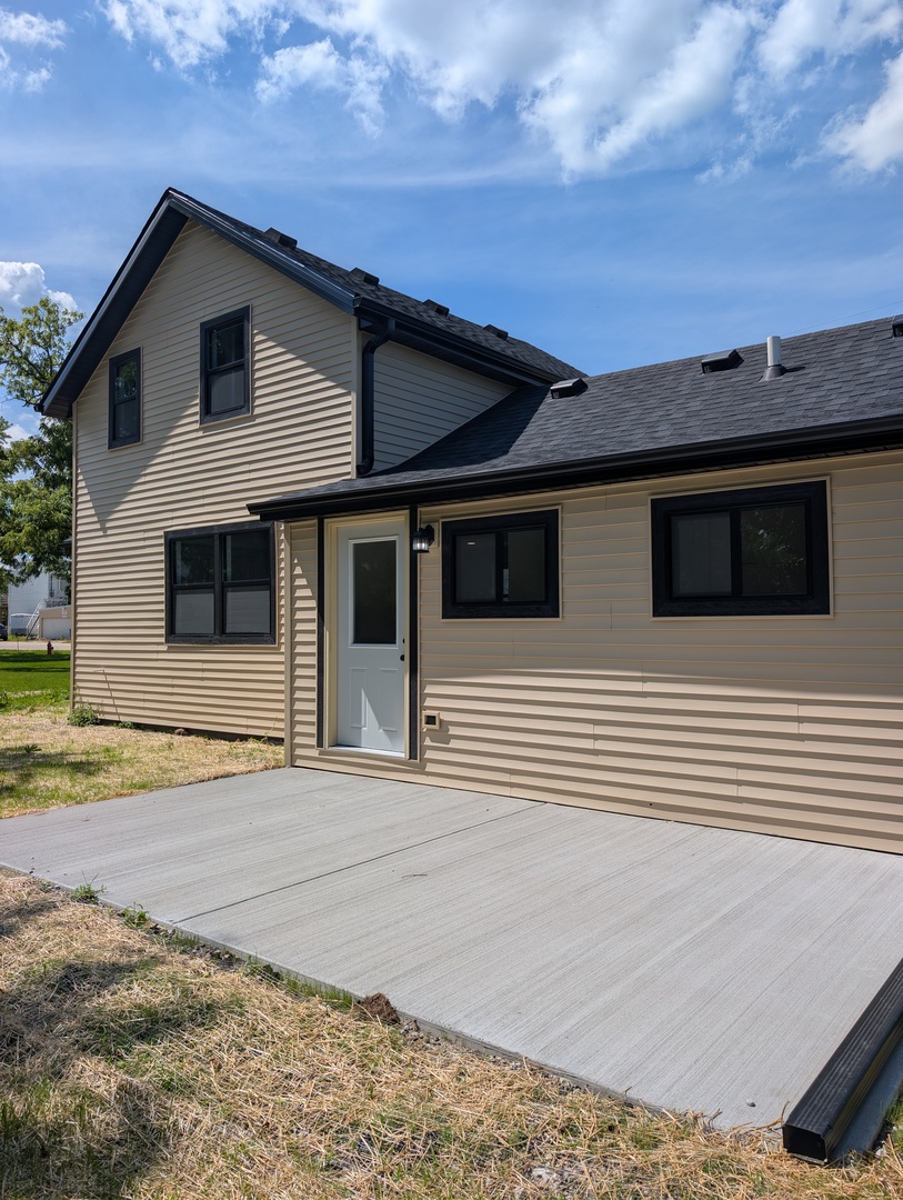 206 E Jefferson Street Property Photo 5