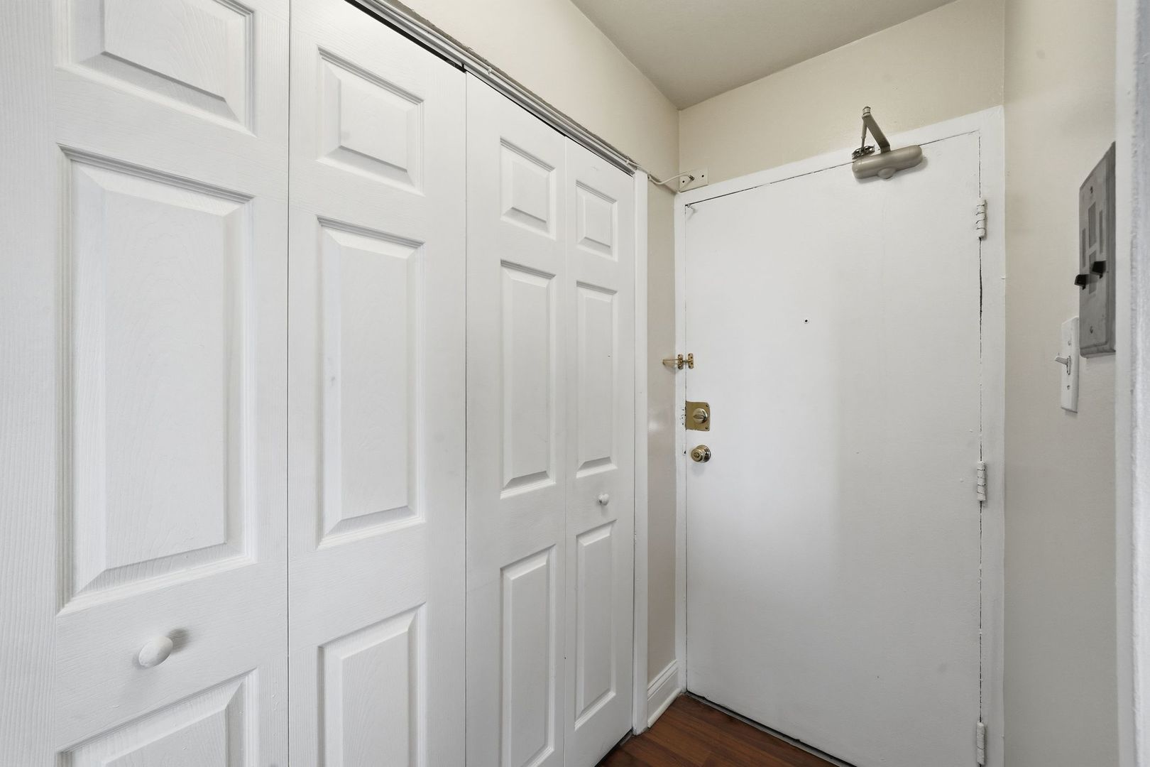 7337 S South Shore Drive 1030 Property Photo 2