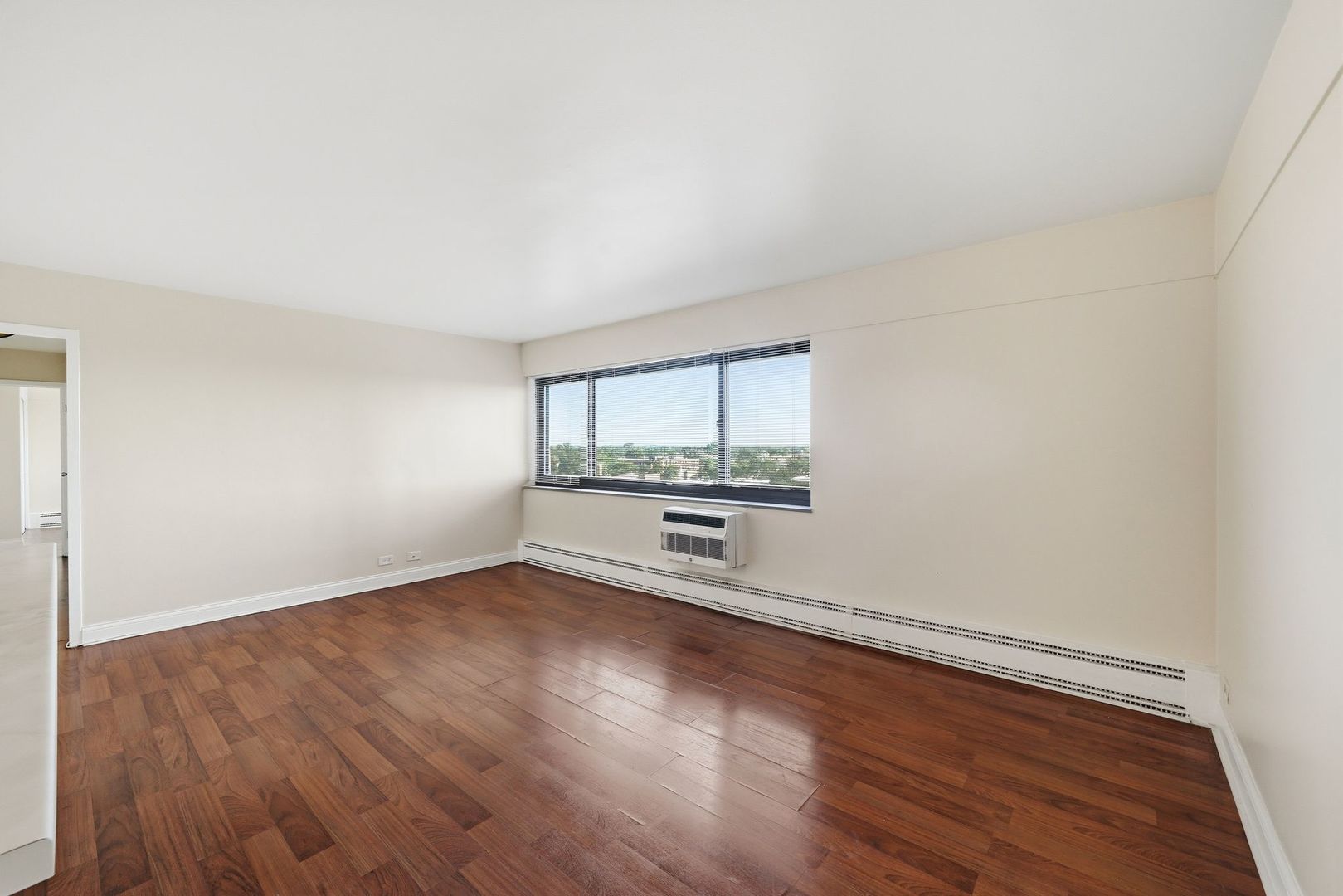 7337 S South Shore Drive 1030 Property Photo 4