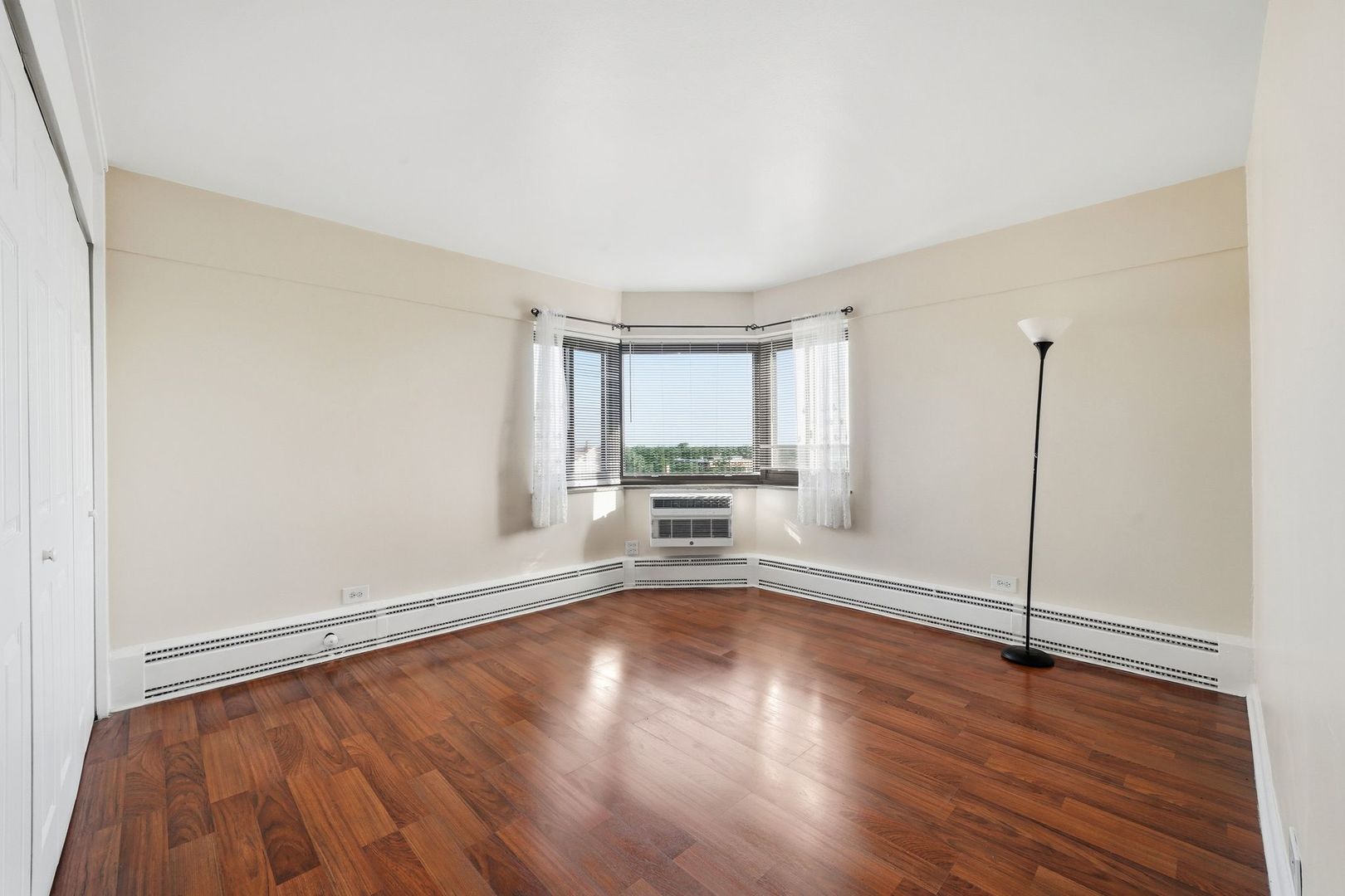 7337 S South Shore Drive 1030 Property Photo 11
