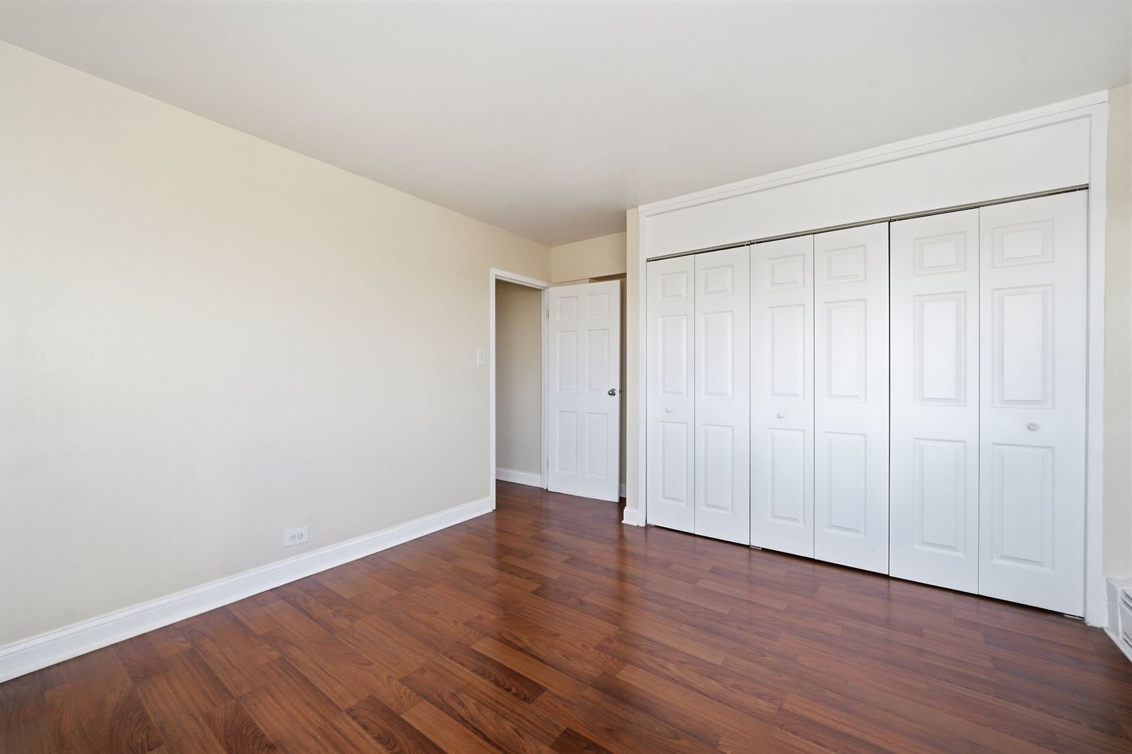 7337 S South Shore Drive 1030 Property Photo 12