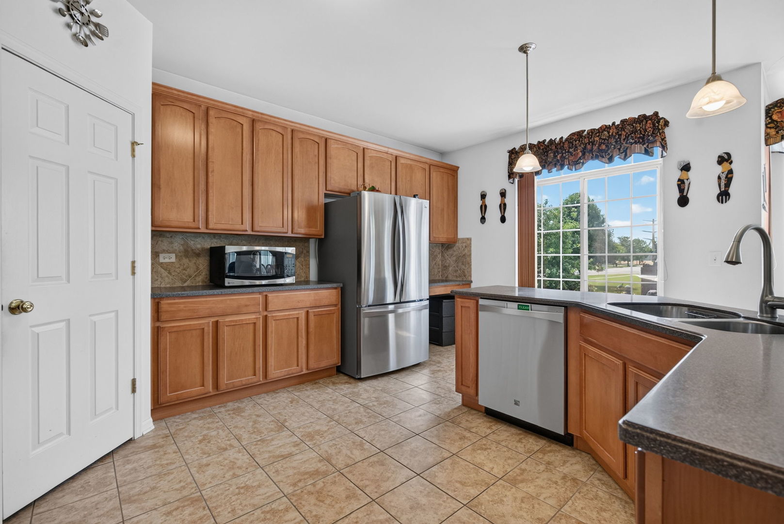 24501 Bay Creek Lane Property Photo 10