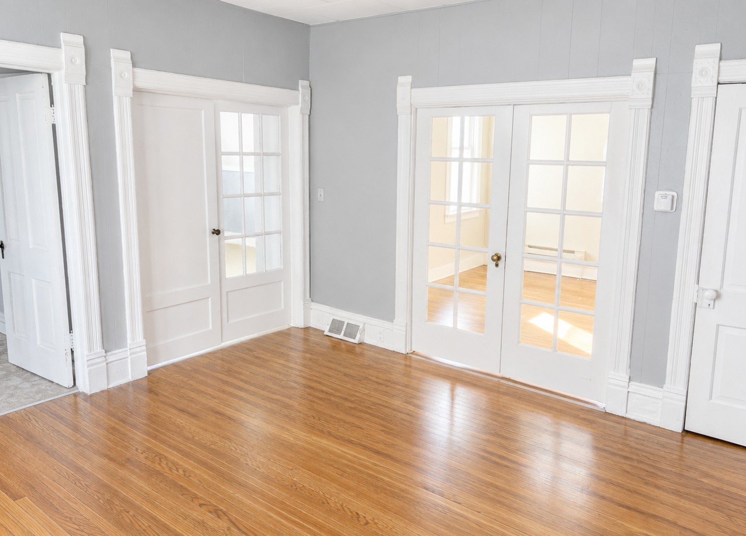 109 5th Avenue Property Photo 8