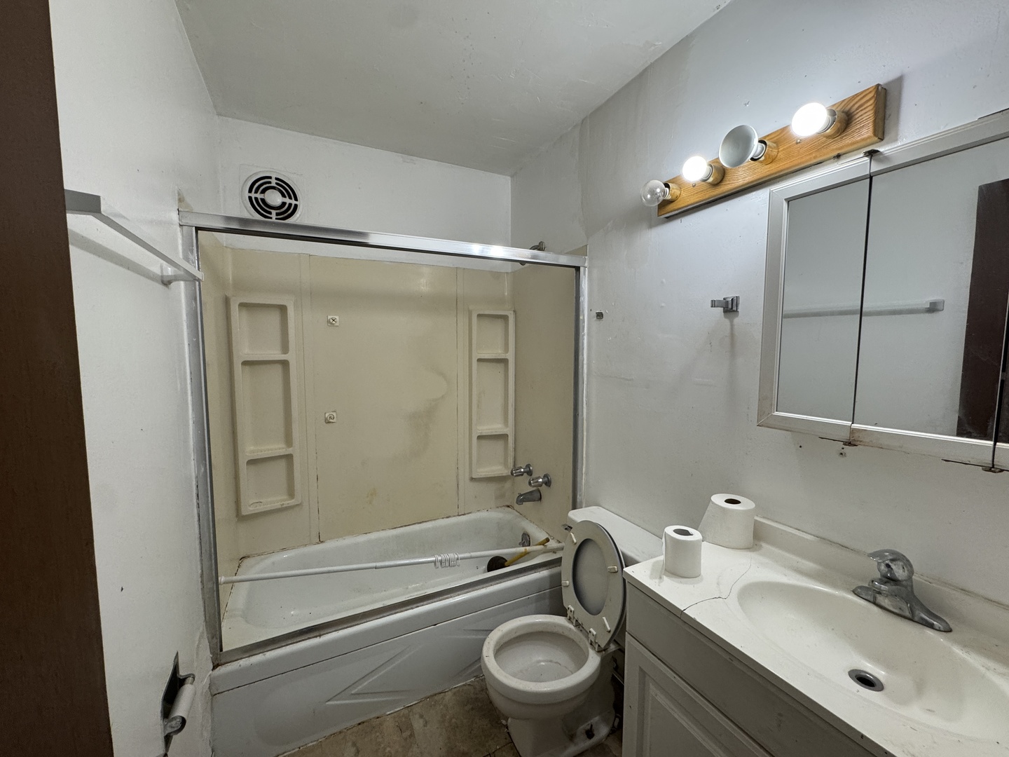 610 Barron Boulevard Property Photo 8