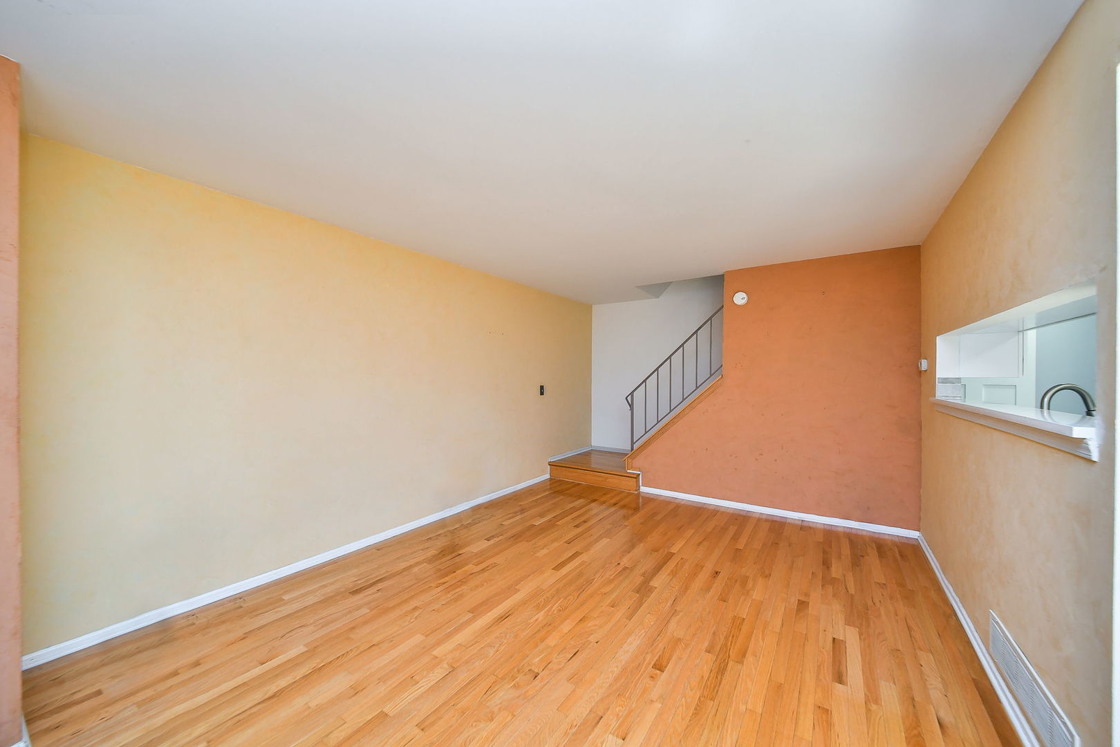 1675 Valley Forge Court C Property Photo 3