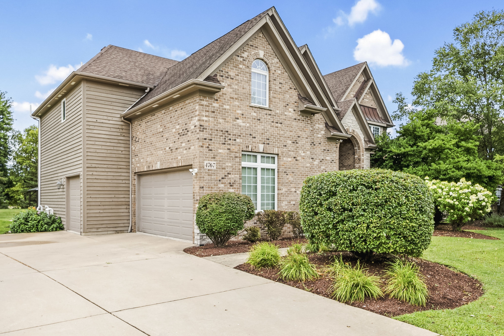 4767 Sassafras Lane Property Photo 4