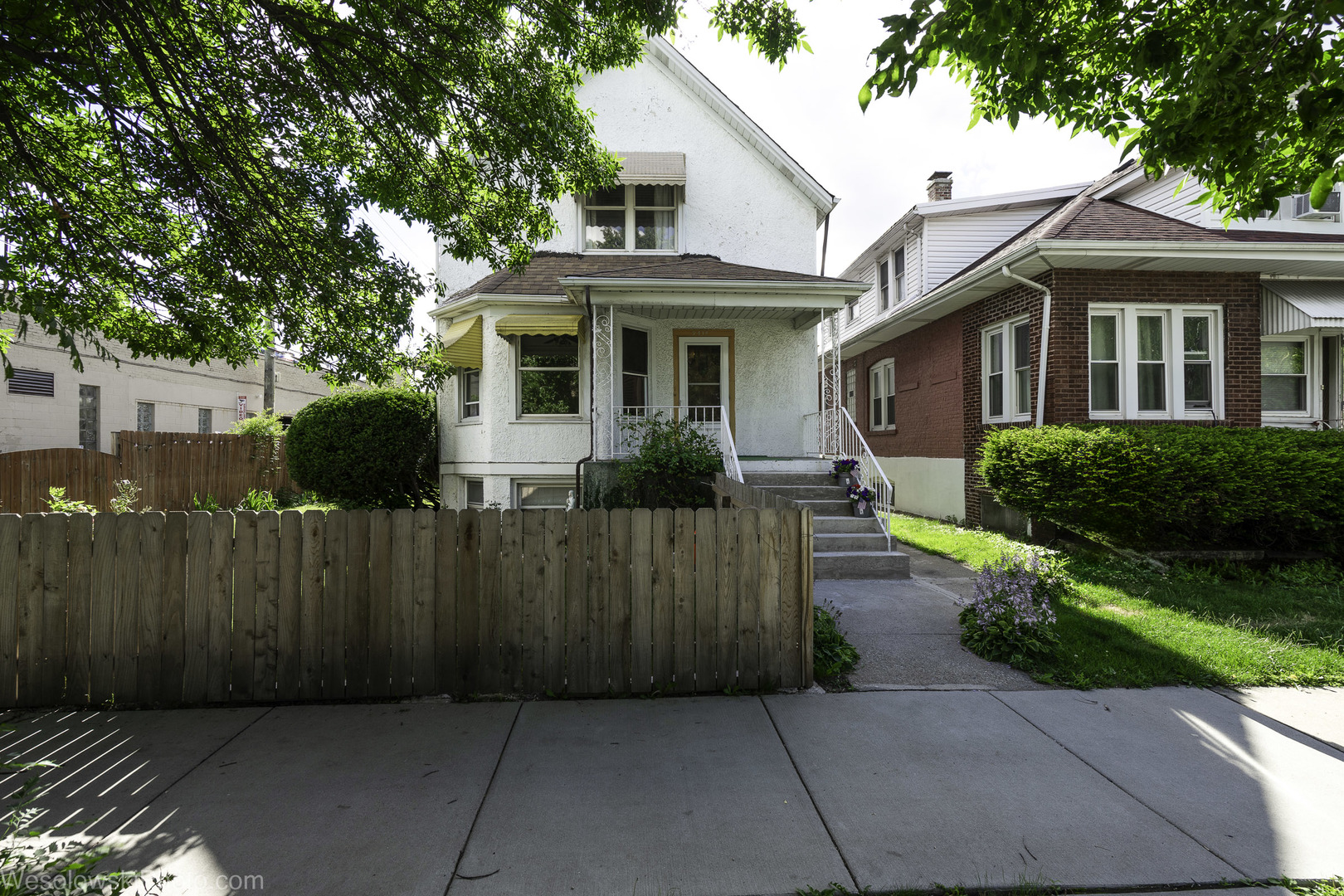 2416 N Rutherford Avenue Property Photo 2
