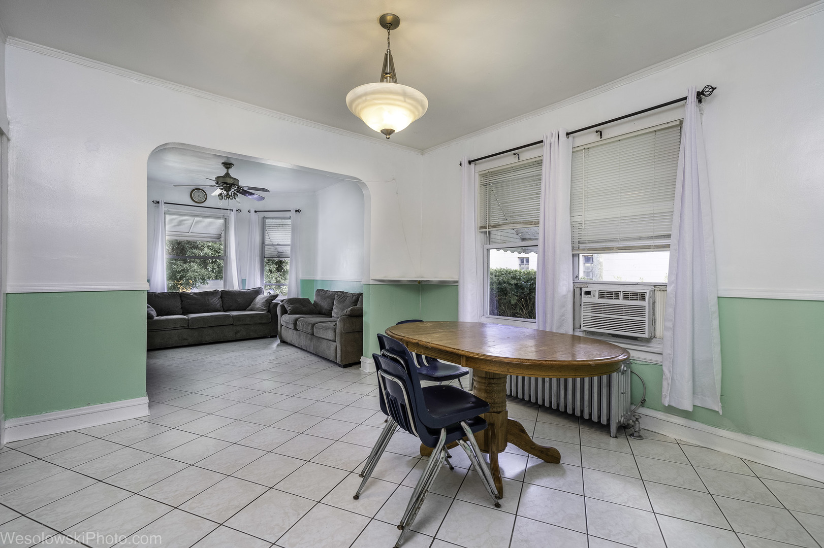 2416 N Rutherford Avenue Property Photo 7