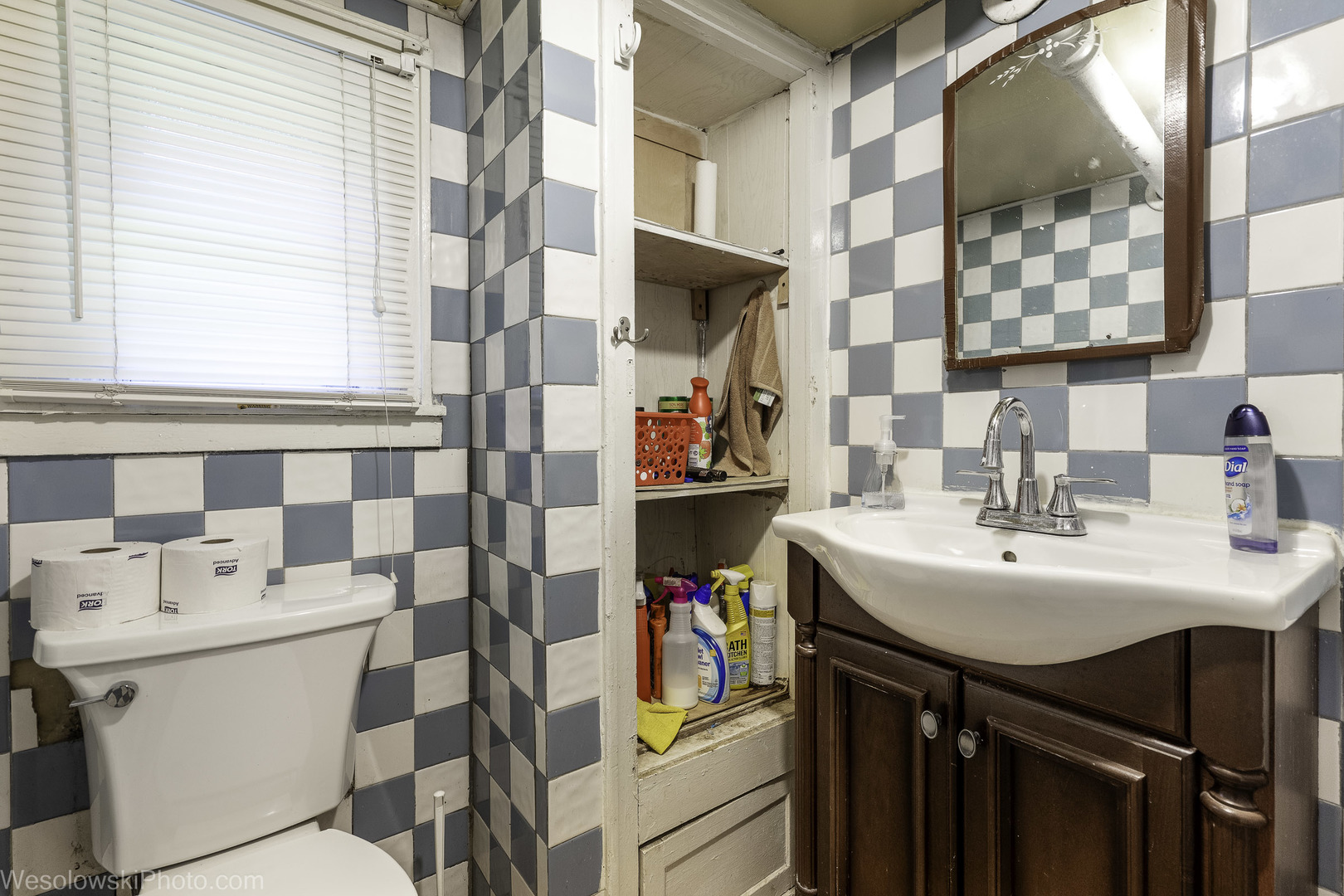 2416 N Rutherford Avenue Property Photo 22