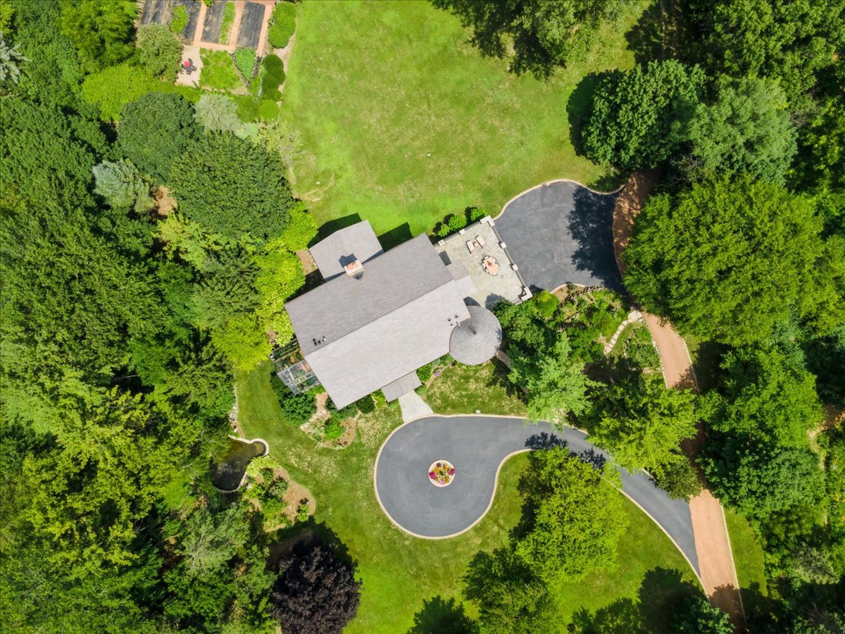 236 Steeplechase Road Property Photo 3