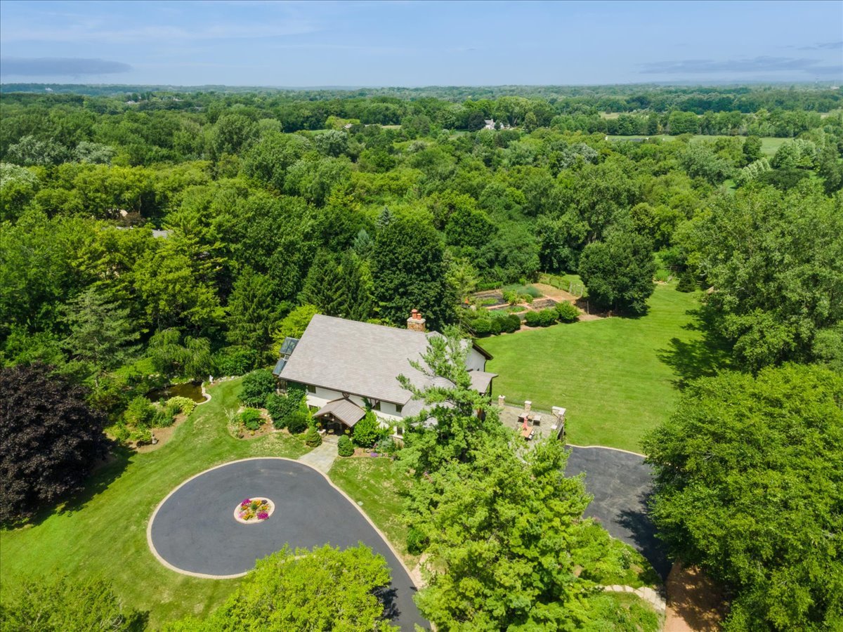 236 Steeplechase Road Property Photo 4