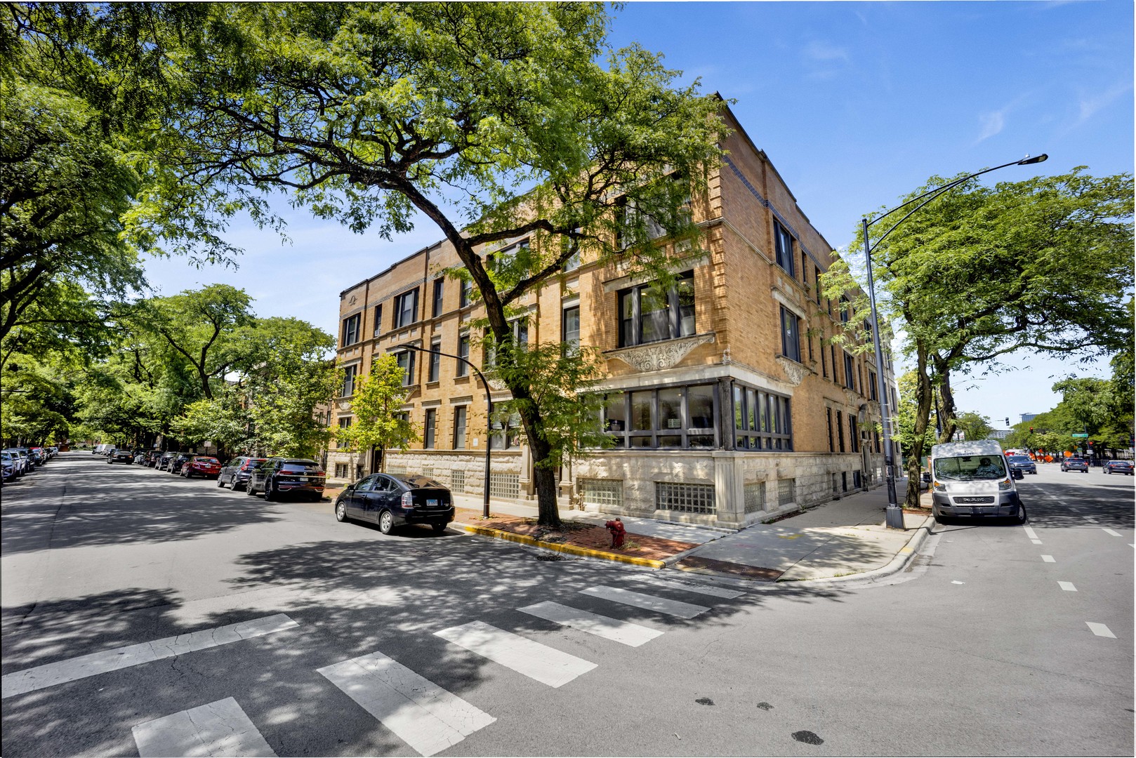 616 S Loomis Street 2 Property Photo 1