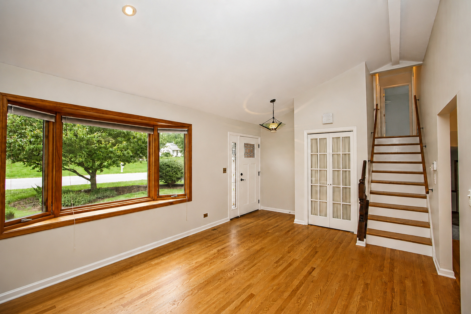 220 Fairway Road Property Photo 10