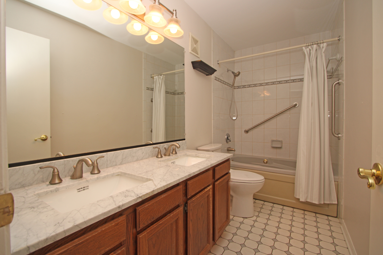 220 Fairway Road Property Photo 33