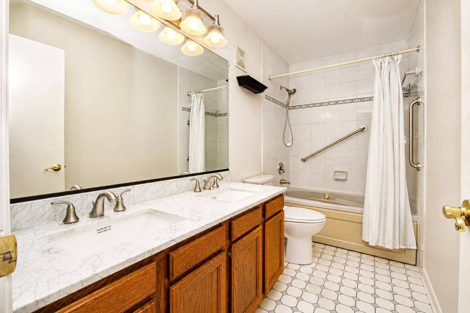 220 Fairway Road Property Photo 38