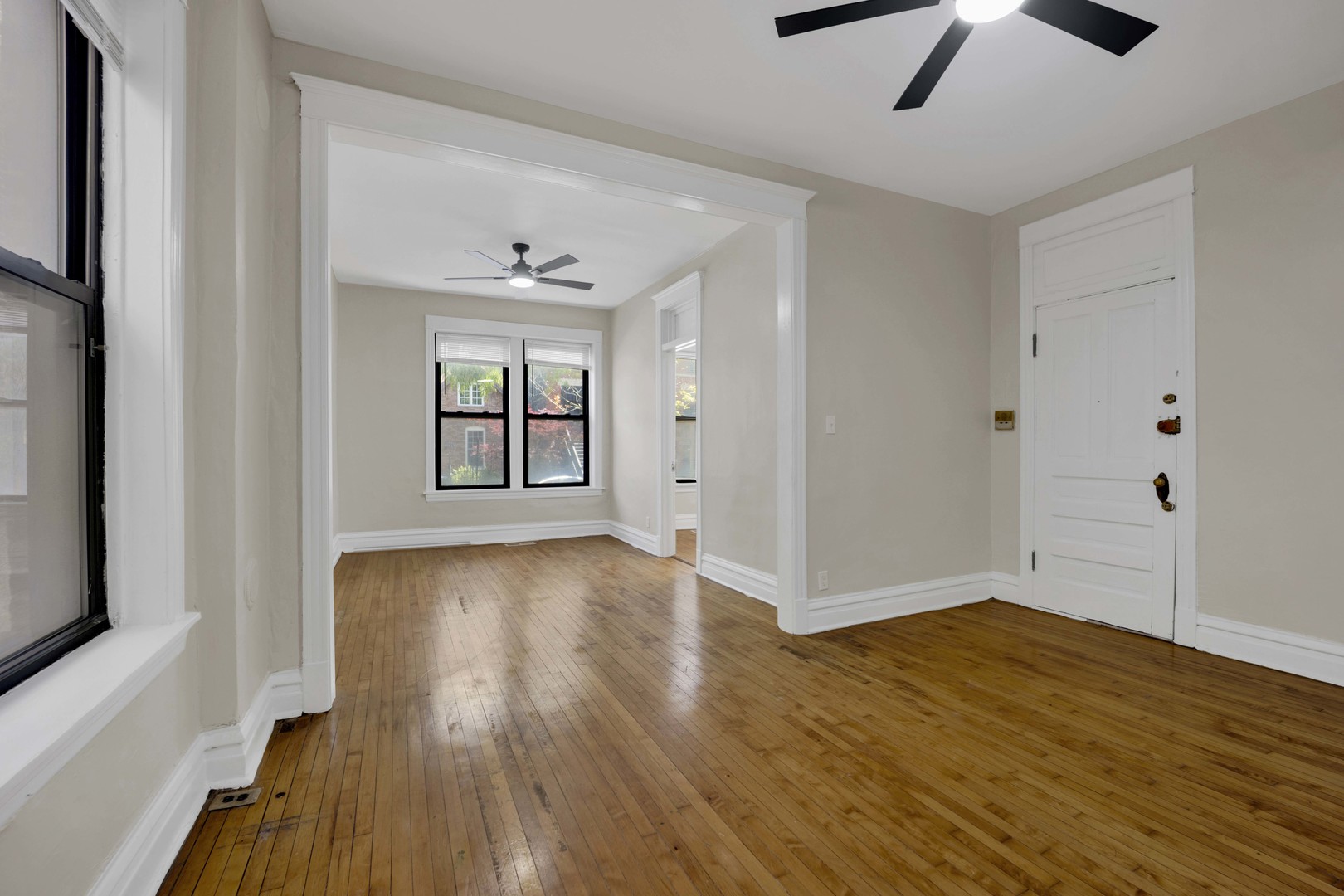 614 S Loomis Street 1 Property Photo 2