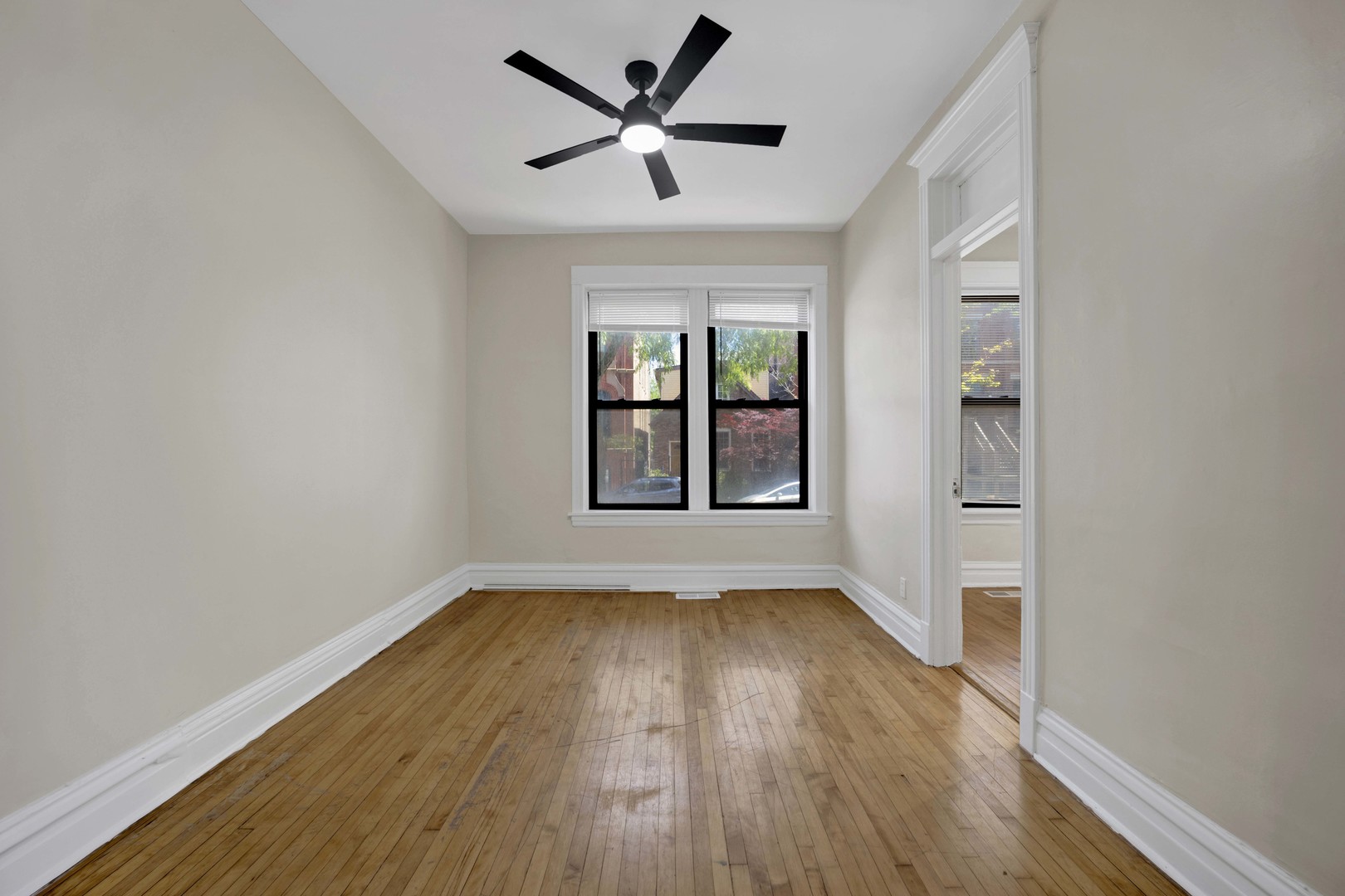 614 S Loomis Street 1 Property Photo 15