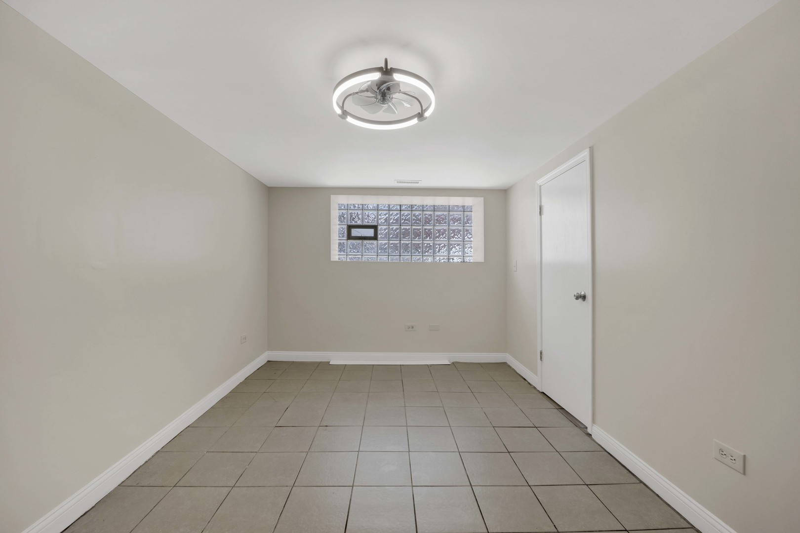 614 S Loomis Street 1 Property Photo 17